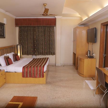 Hotel Singh Sahib Delhi  Exterior photo