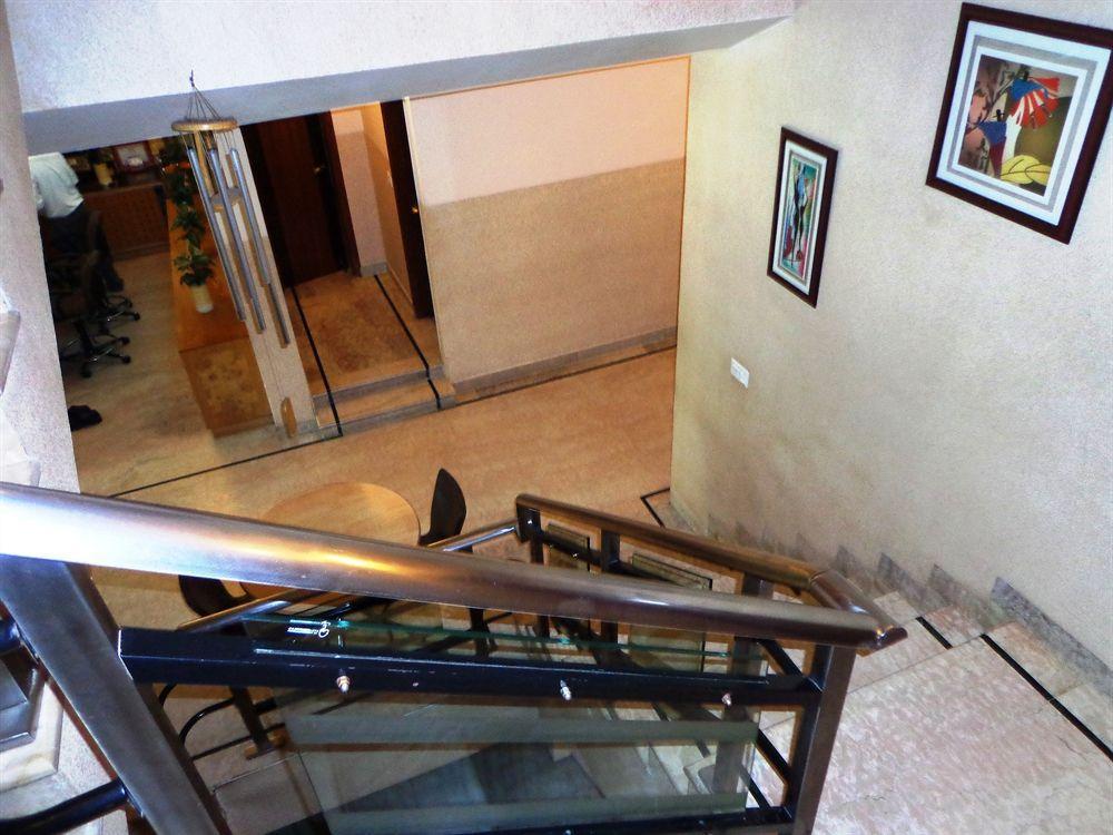 Hotel Singh Sahib Delhi  Exterior photo