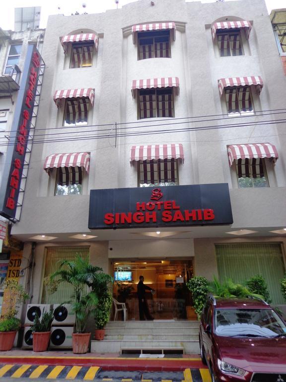 Hotel Singh Sahib Delhi  Exterior photo