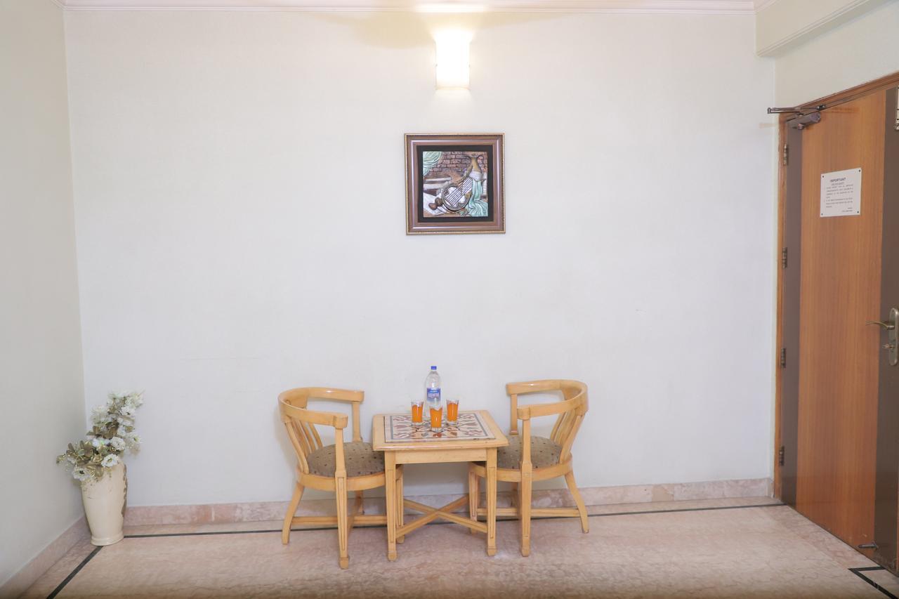 Hotel Singh Sahib Delhi  Exterior photo